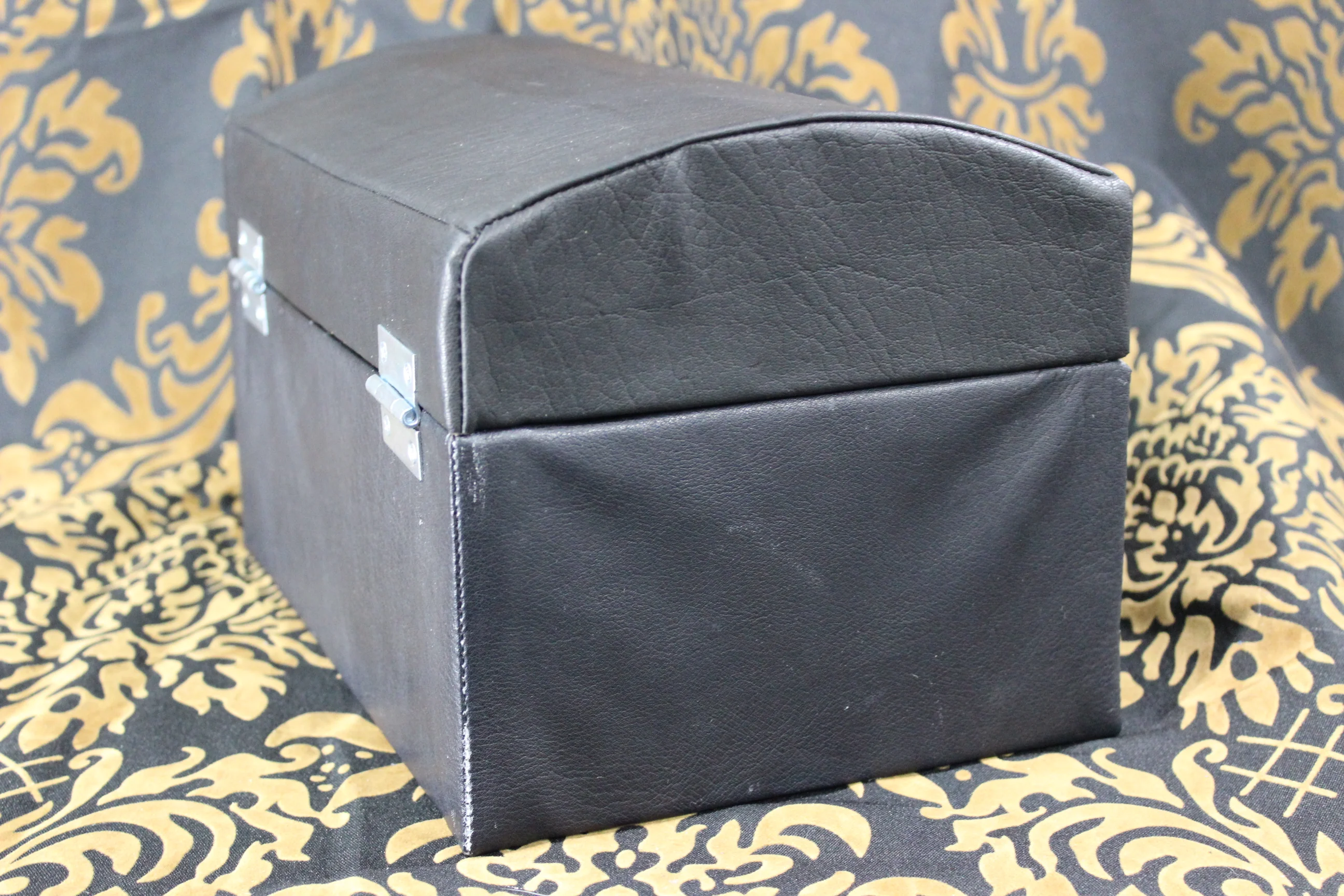 Leather Bound Treasure Chests - Image 10