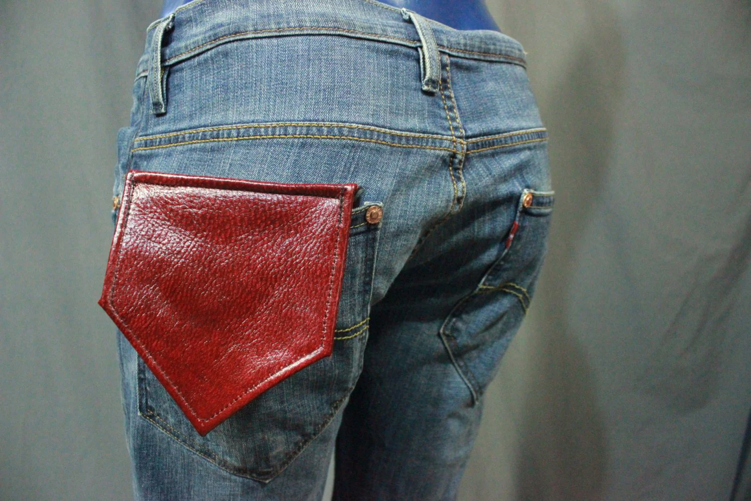 Solid Color Leather Pocket Flag - Image 9